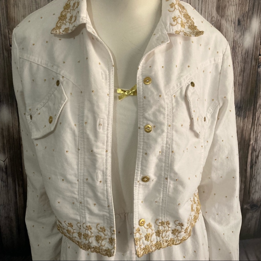 Cache Short Romper Suit W/Jacket - Picture 3 of 15
